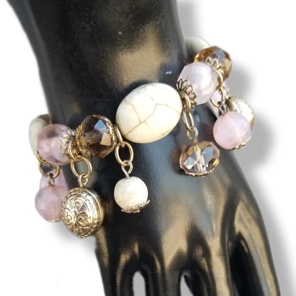 VINTAGE MAGNESITE STONE, GOLDTONE & PINK CHARM BEAD STRETCH BRACELET